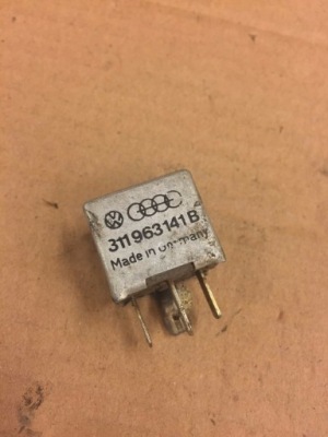 Реле, электрика pracy volkswagen оригинальный номер 311 963 141 b фото №1