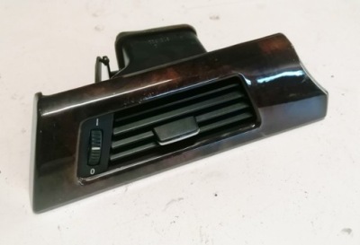 Bmw 3 e91 11r lift - решётка обдув 9130459 фото №1