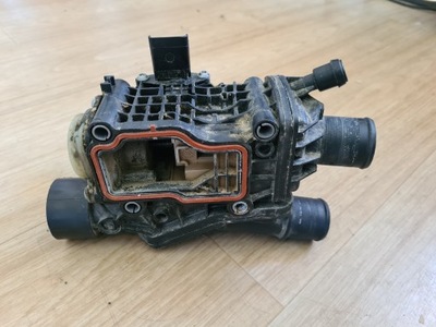 Peugeot citroen fiat 9804160380 корпус термостата фото №1