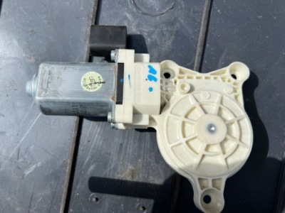 Dodge ram моторчик стекло правый перед 10-18 фото №1