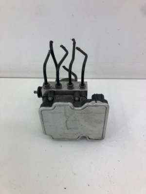 Opel mokka b насос блок керування abs 9842417680 фото №1