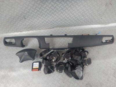 Citroen c8 lift приборная панель подушка подушки безопасности ремни фото №1