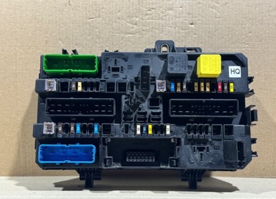 Коробка предохранителей opel zafira b 13220831 фото №1