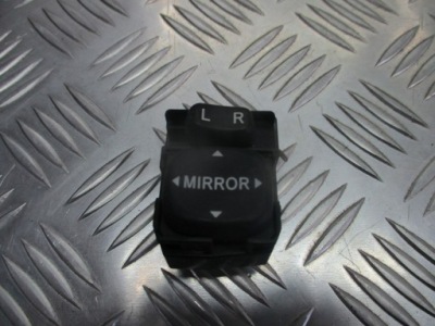 Перемикач регулювання дзеркал daihatsu yrv фото №1