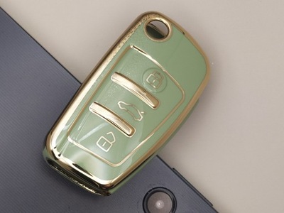 Чехол na ключ audi gold фото №1