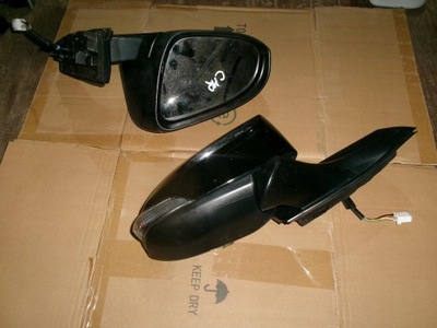 Toyota chr дзеркало бічний зовнішнє ліва праве фото №1