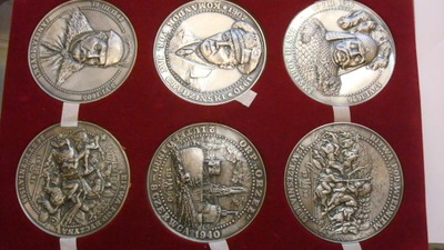 Zestaw 94 szt. medali TWO dowódcy i królowie