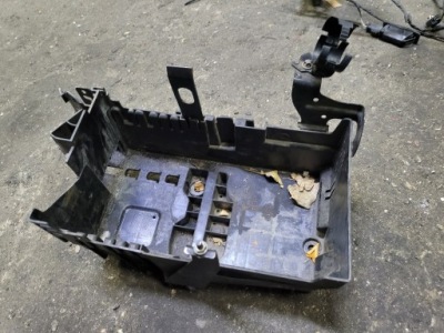 Основа корпус акумулятор 13308434 opel astra j фото №1