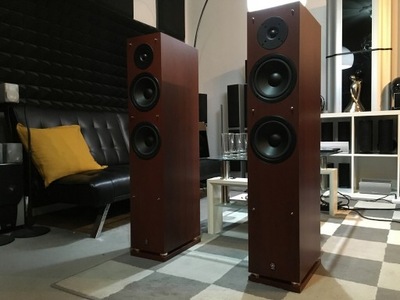 Hi-End Duże Kolumny Podłogowe YAMAHA NS-7900 Para Wiśnia