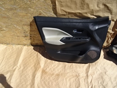 Обшивка двері лівий перед nissan micra k14 фото №1
