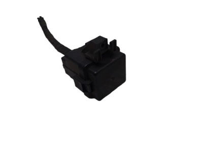 Корпус корпус запобіжників audi a1 1.6 tdi фото №1