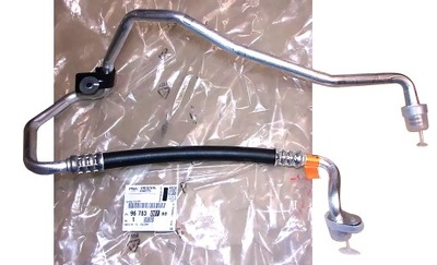 Шланг кондиціонера peugeot 2008 208 оригінал фото №1