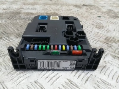 Коробка запобіжників citroën ds3 9666952280 1.6l дизель 68kw 2010 фото №1