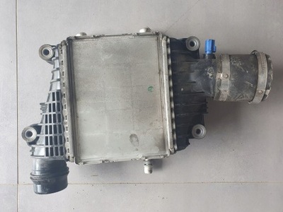 Интеркулер jaguar f-pace gx73-6k775-ae фото №1