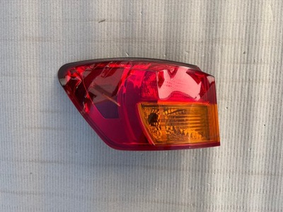 Lexus is 220 250 лампа ліва задня задня фото №1