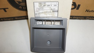 Полиця консолі бардачок vw touran 1t1857368d фото №1