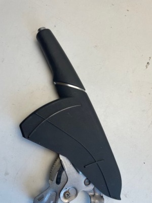 Audi a1 8x рычаг тормоза ручного 8x0711463b фото №1