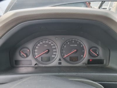 Volvo s80 1 i 99-06 счетчик приборы obrotomierz 2.4 фото №1
