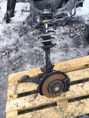 Mercedes w169 поворотный кулак амортизационная стойка левый перед mercedes w169 lift ? фото №1