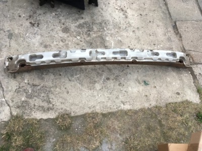 Балка pod бампер задня lancia voyager фото №1