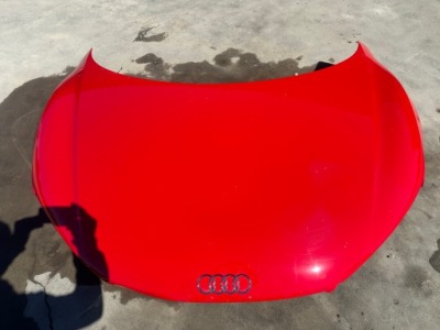 Капот крышка audi r8 420 do ремонта оригинал обклеена czerwona фото №1