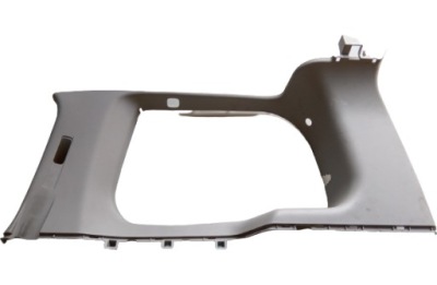 Рамка обшивка багажника правий infiniti qx56 фото №1