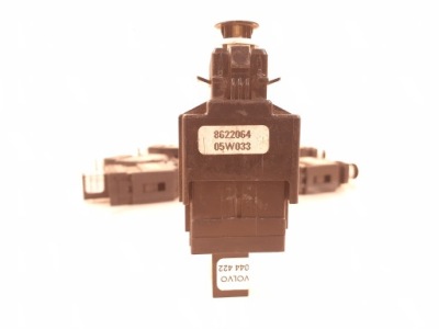 Volvo перемикач вимикач світла стоп-сигнал 8622064 фото №1