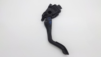 Citroen c3 iii потенциометр педаль газа 1.2 thp 9671433780 фото №1