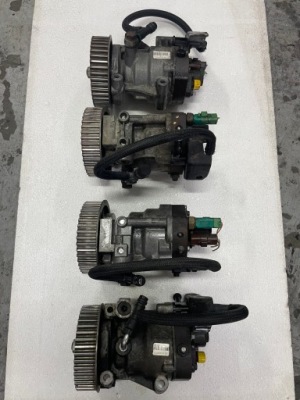 Renault kangoo ii 1.5 dci насос упорскування пального фото №1