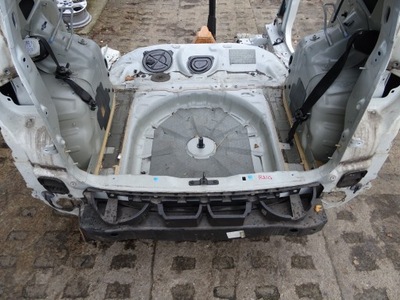 Pas задній задня піддон jeep renegade колір 601 фото №1