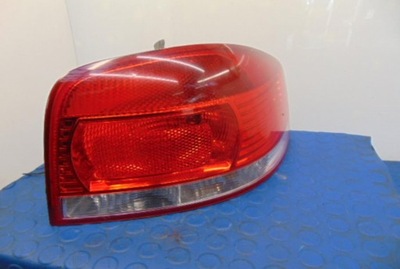 AUDI A3 8P LAMPA TYŁ PRAWA