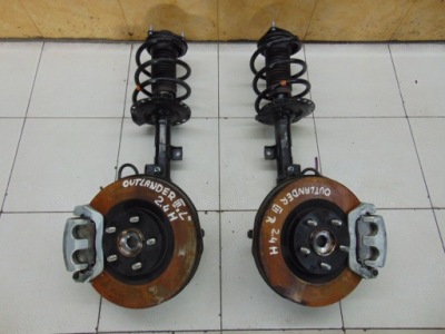 Поворотный кулак амортизационная стойка левая правая outlander iii 2.4h фото №1