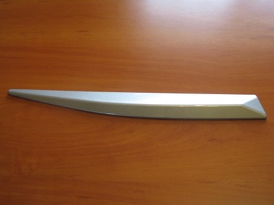 Молдинг двері правий задня toyota rav4 iv 15-18r srebr фото №1