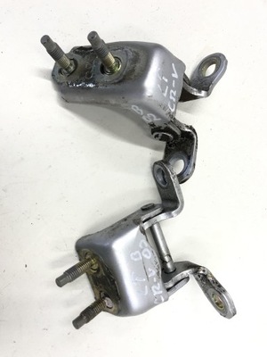 Петли дверь левый задняя nh623m honda cr-v ii фото №1