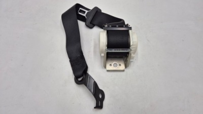 Ремінь безпеки задній задній середній 2058601185 mercedes w205 оригінал!! фото №1
