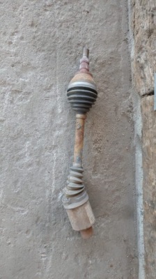 Приводной вал правый  insignia b 1.6 cdti автоматическая коробка передач фото №1