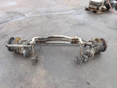 Передняя балка oś подвеска iveco eurocargo 17,5" 8 шпилька фото №1