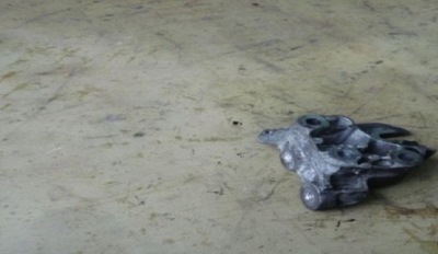 Volvo v50 s40 2.0d lift кронштейн основание фото №1