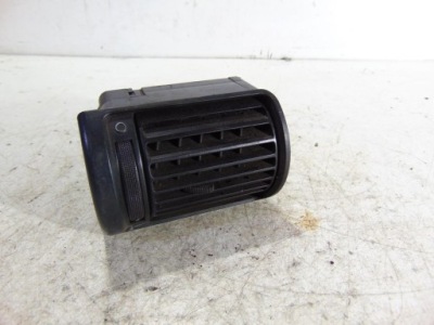 Решётка обдув правая audi a4 b5 8d1820901 фото №1