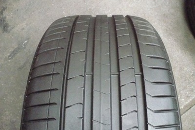 PIRELLI P Zero PZ4 VOL 275/35R22 6,1mm 2021