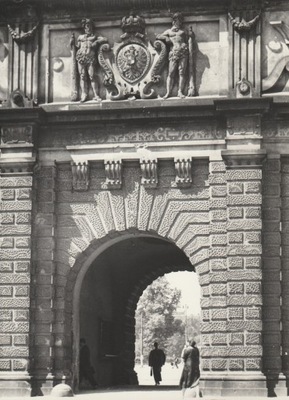 GDAŃSK. Brama Wyżynna – fragment fasady wschodniej