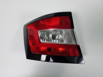 Skoda fabia iii лампа задня ліва задня 6v6945095 hb фото №1