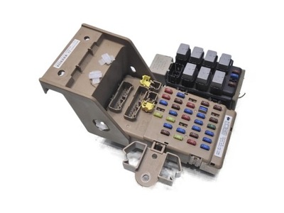 Коробка предохранителей subaru forester iii 2.0 d lb101101b фото №1