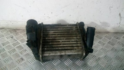 Інтеркулер audi a4 b6 8e0145805p фото №1
