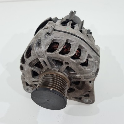 Генератор renault megane iv 1.2 tce 231008040r фото №1