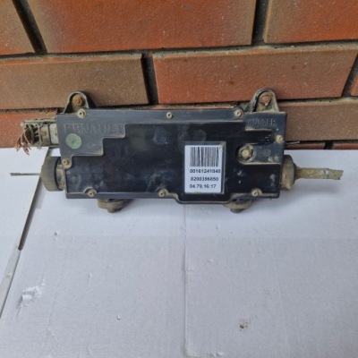 Тормоз ручной электрический привод renault grand scenic ii 2 8200396850 фото №1