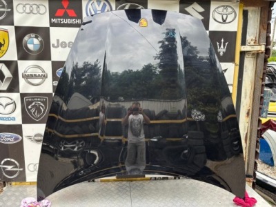 Porsche taycan 4s капот крышка двигателя перед c9x оригинал фото №1