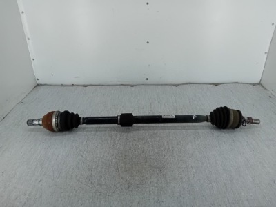 Привідний вал права перед opel zafira c fl 13377898 1.4 16v фото №1