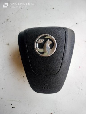 Подушка подушка безопасности водителя 13275647 opel vauxhall insignia a фото №1