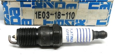 Свічка запалювання mazda 3 5 6 1e0318110 oe! фото №1